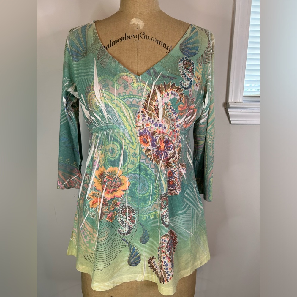 Women’s 3/4 Sleeve Yukiko tunic top